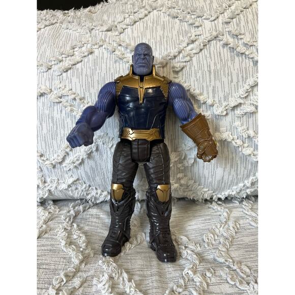 Thanos Action Figure Marvel Villain Gauntlet Purple Bad Guy Toy Hasbro 2017 - Picture 1 of 4